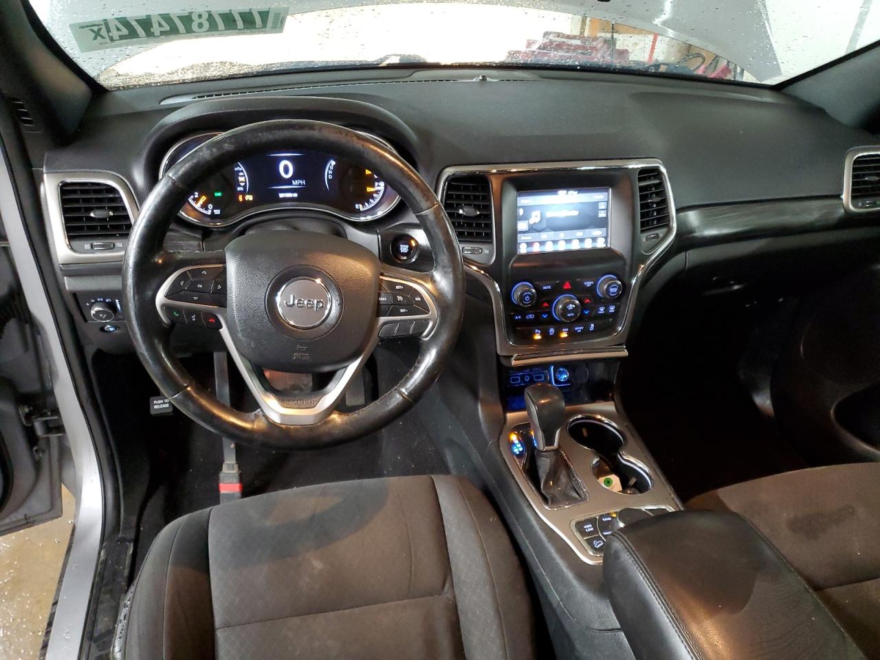 2020 Jeep Grand Cherokee - Image 8