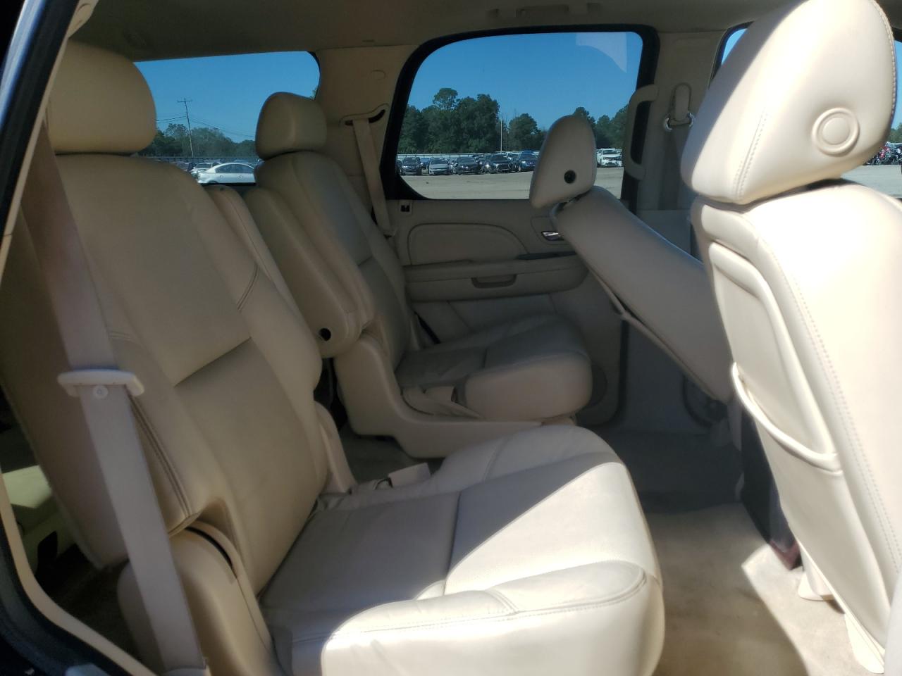 1GYFK63888R129906 2008 Cadillac Escalade Luxury