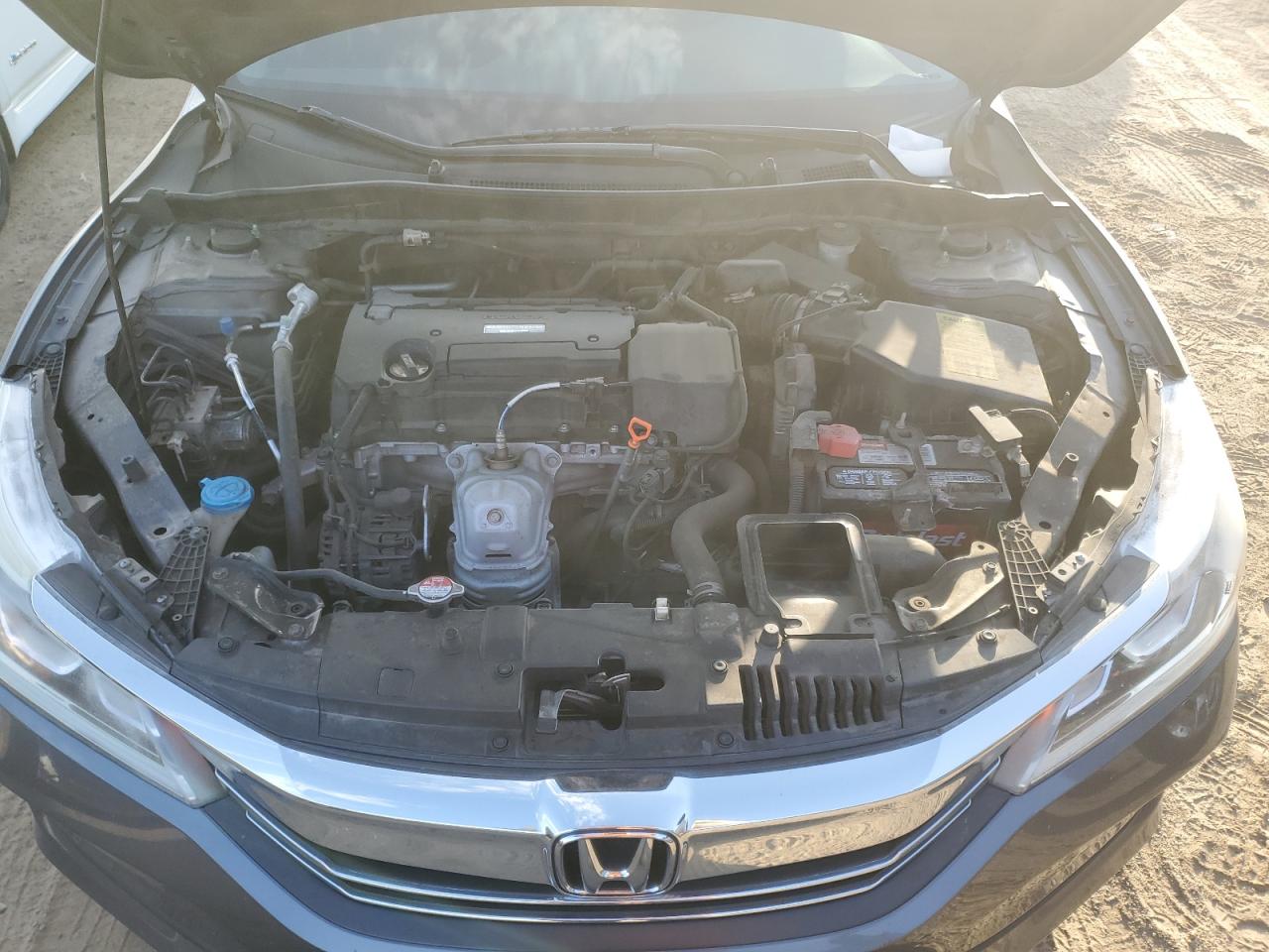 2016 Honda Accord - Image 11