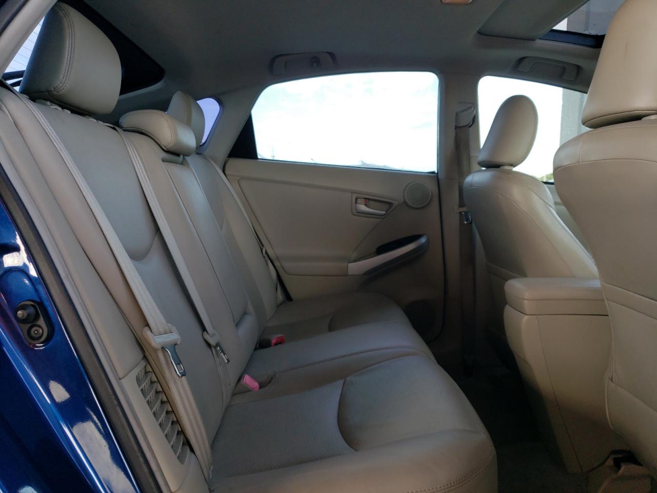 2010 Toyota Prius - Image 10