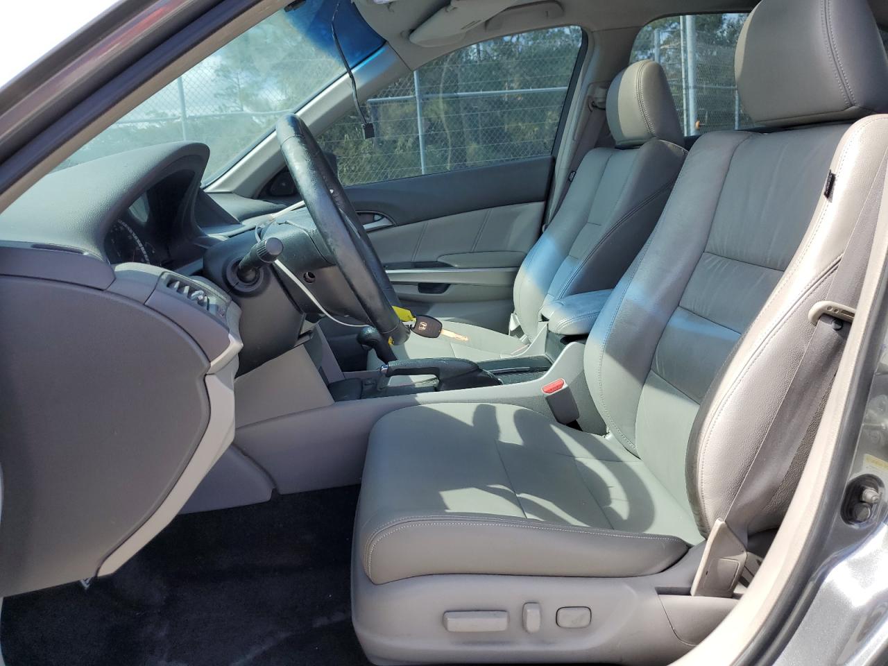 2009 Honda Accord Exl VIN: 1HGCP26869A192888 Lot: 76194694