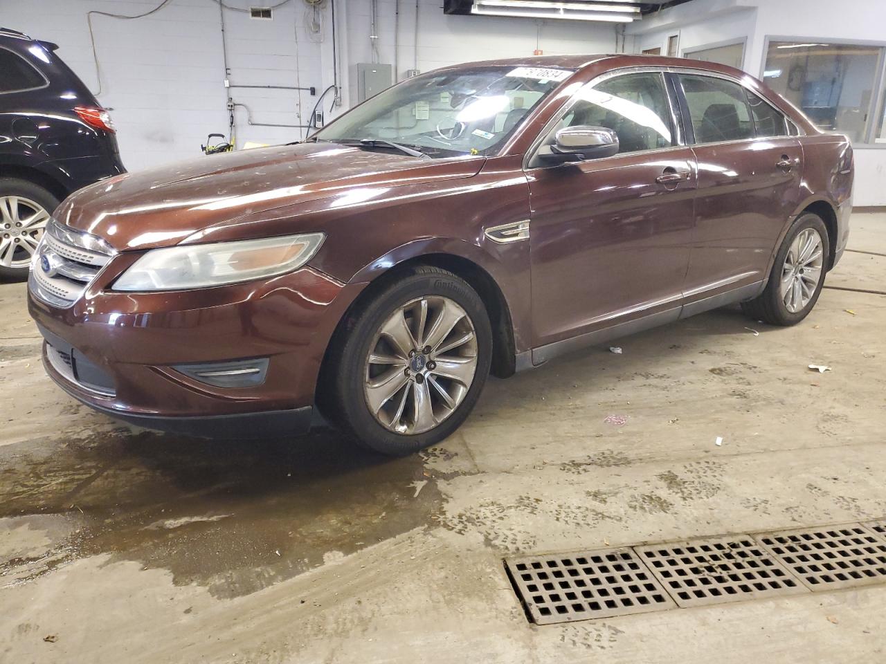 2012 Ford Taurus - Image 1