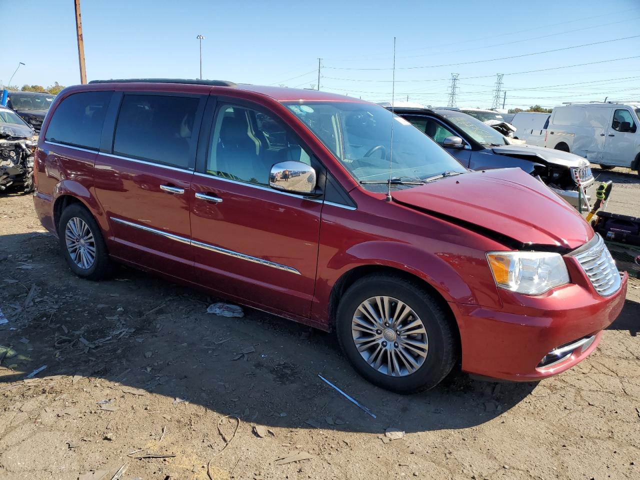 2014 Chrysler Town & Country Touring L VIN: 2C4RC1CGXER304009 Lot: 76869084