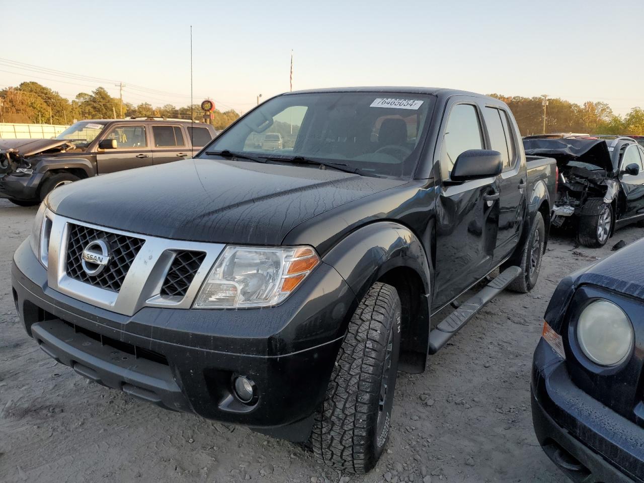 2019 Nissan Navara (Frontier) - Image 1