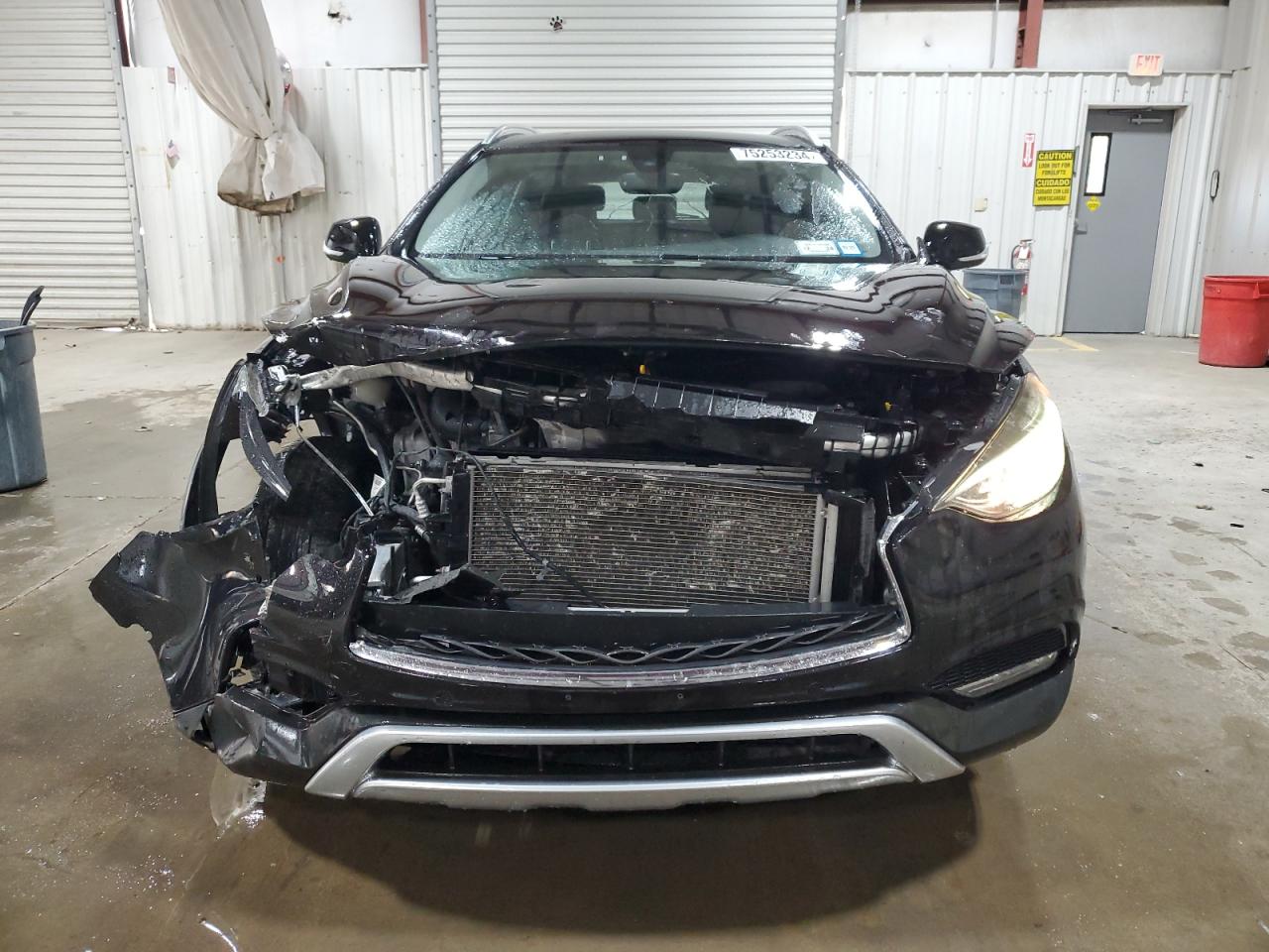 2017 Infiniti QX30 - Image 5