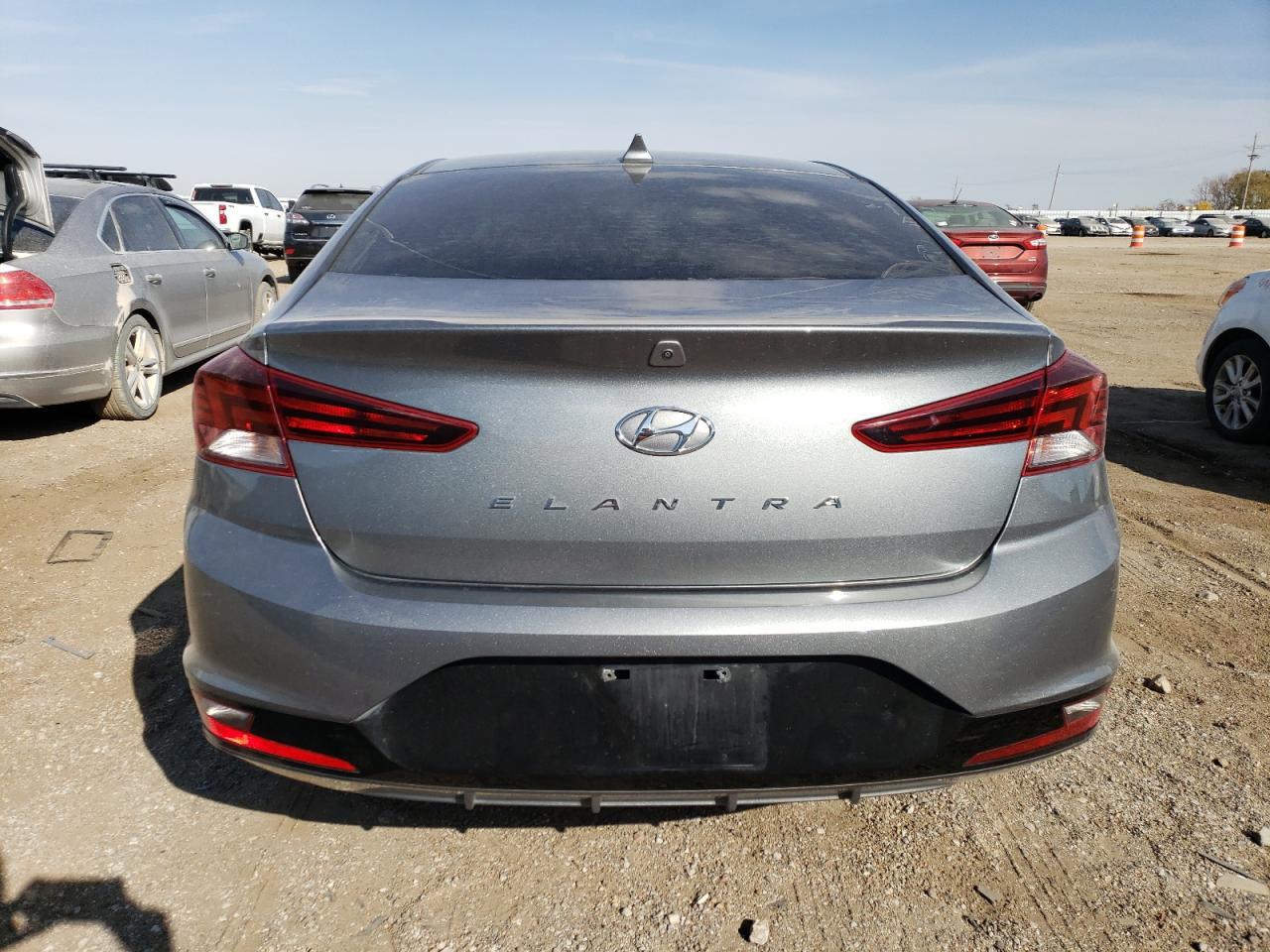 2019 Hyundai Elantra Sel VIN: KMHD84LF7KU746728 Lot: 76703304