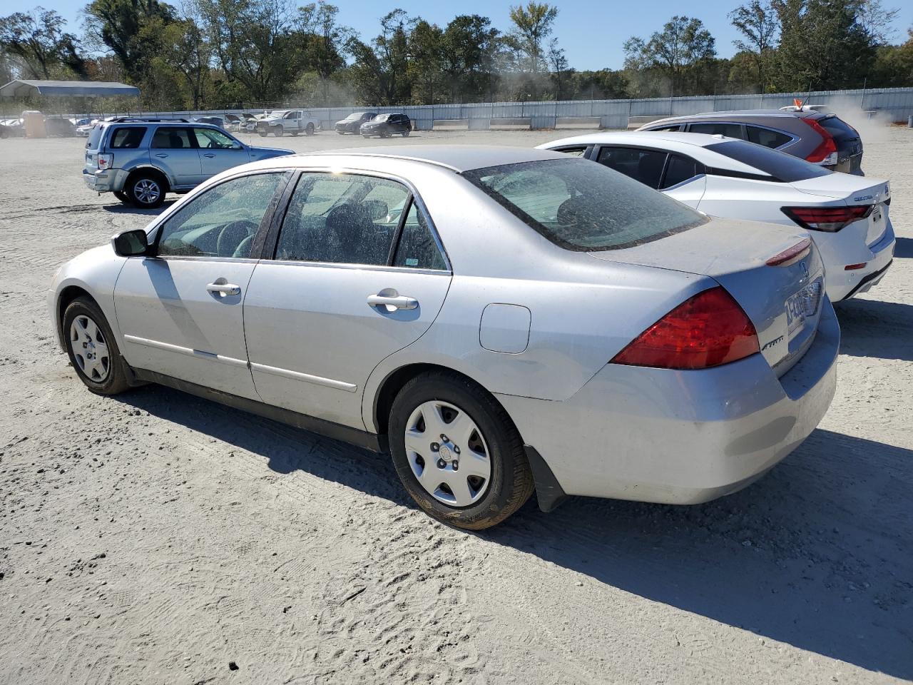 2007 Honda Accord - Image 2