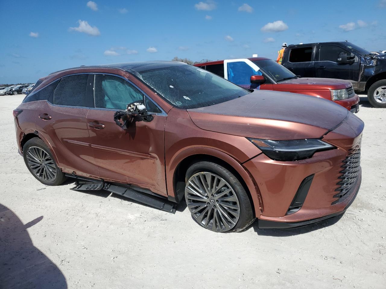2024 Lexus RX - Image 4