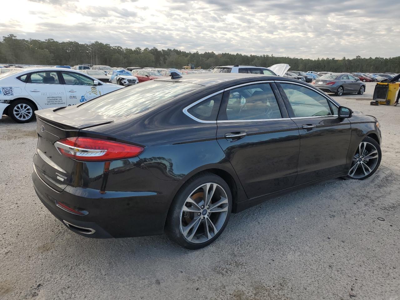 2020 Ford Fusion - Image 3