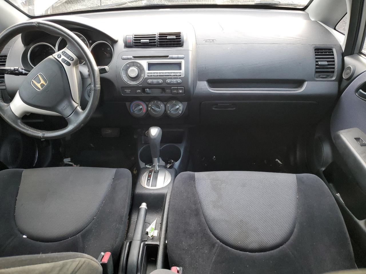 2007 Honda Fit - Image 8