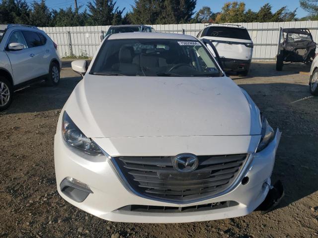  MAZDA 3 2015 White