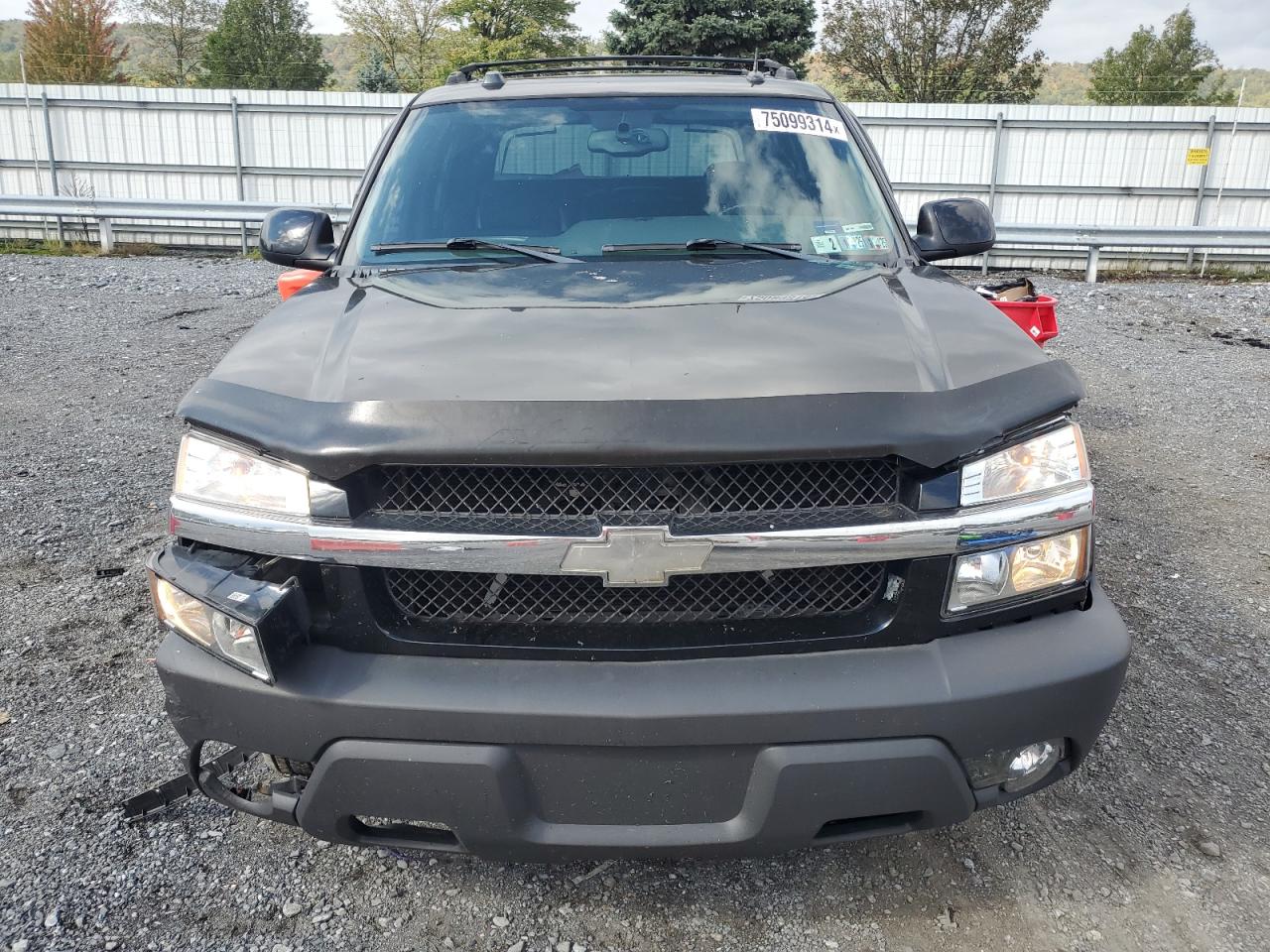 2004 Chevrolet Avalanche - Image 5