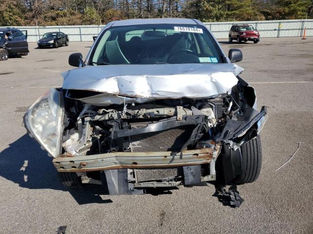  NISSAN VERSA 2014 Silver