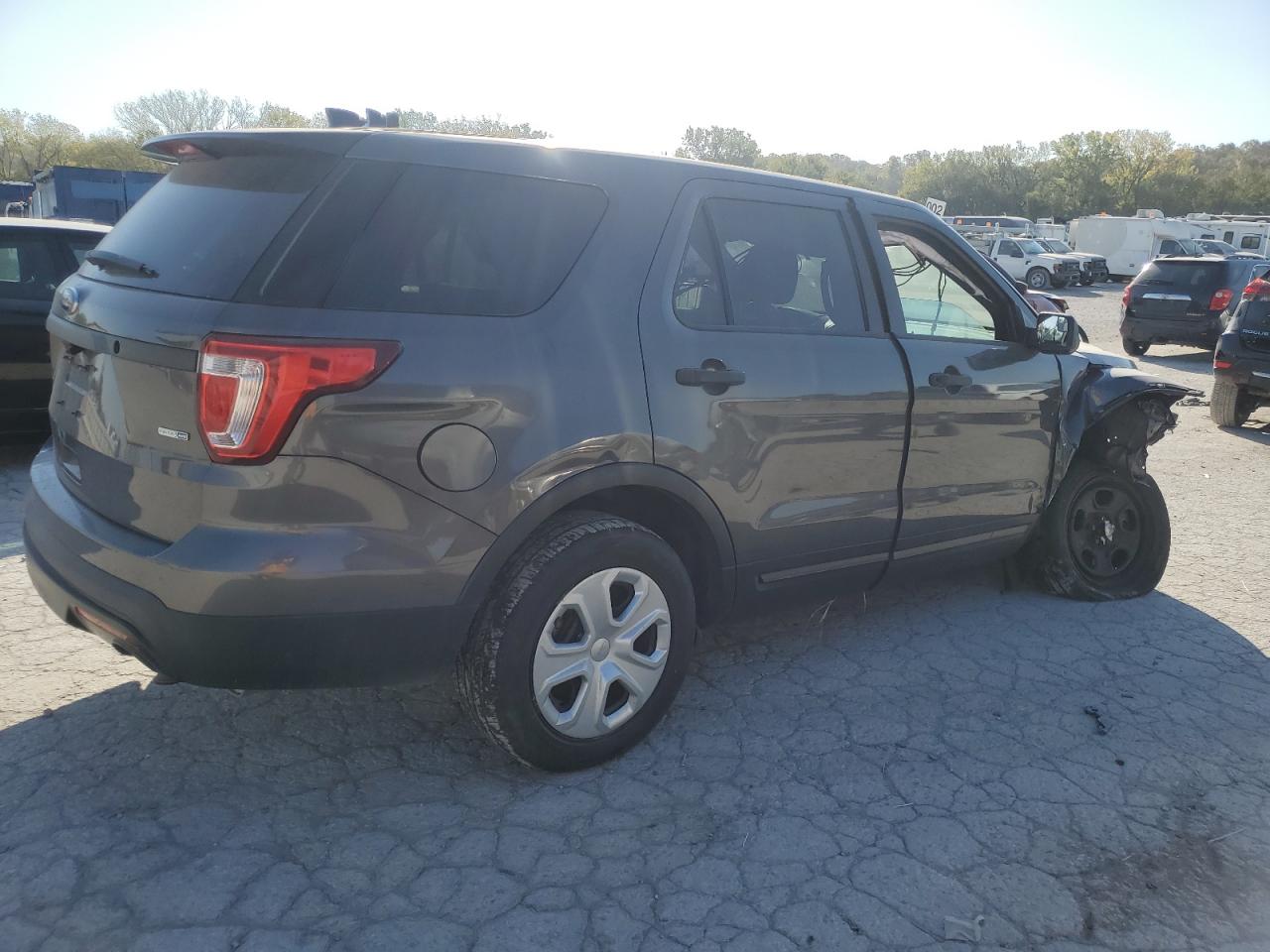 VIN 1FM5K8AR9GGD04338 2016 FORD EXPLORER no.3