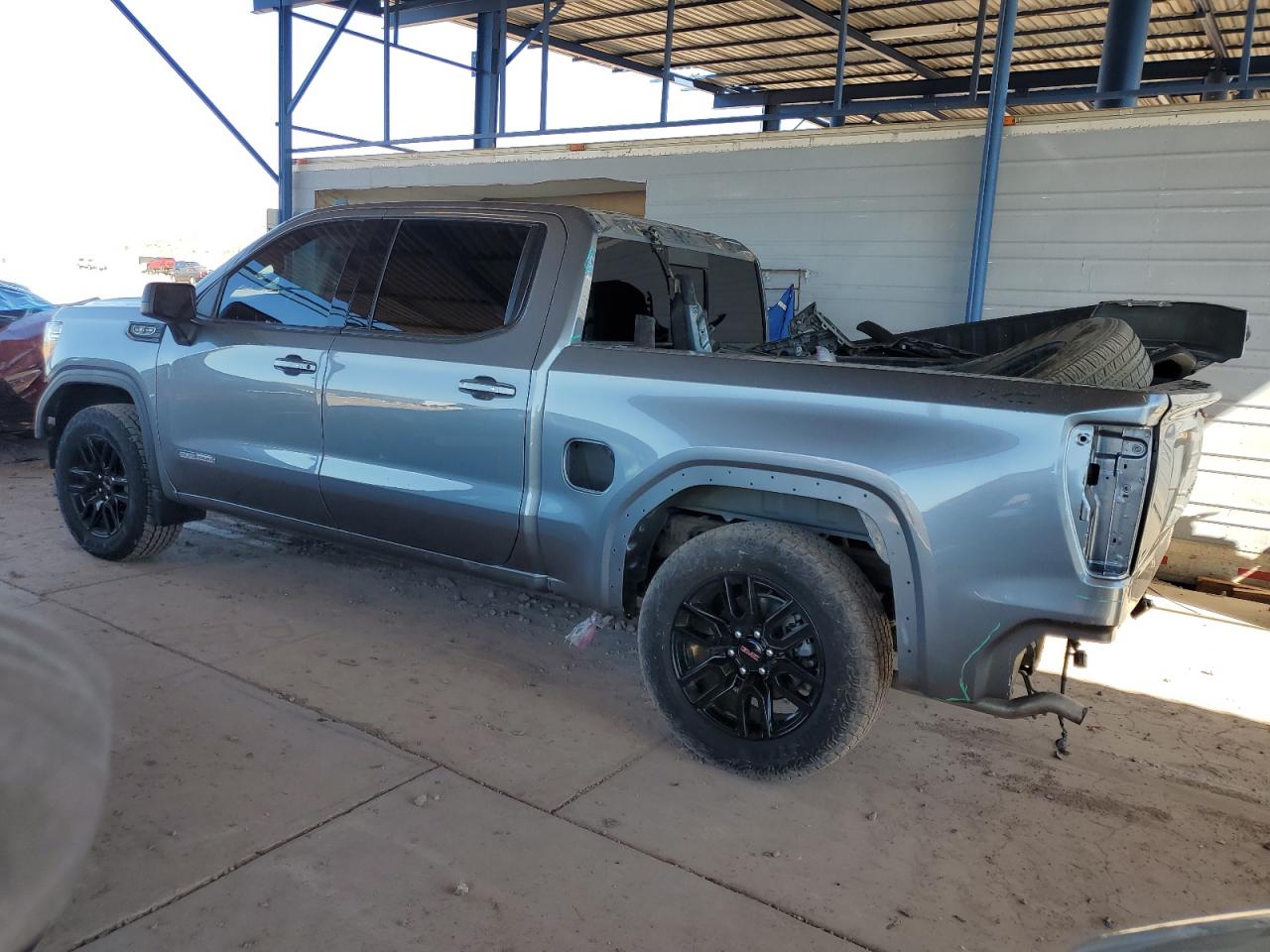 2021 GMC Sierra - Image 2
