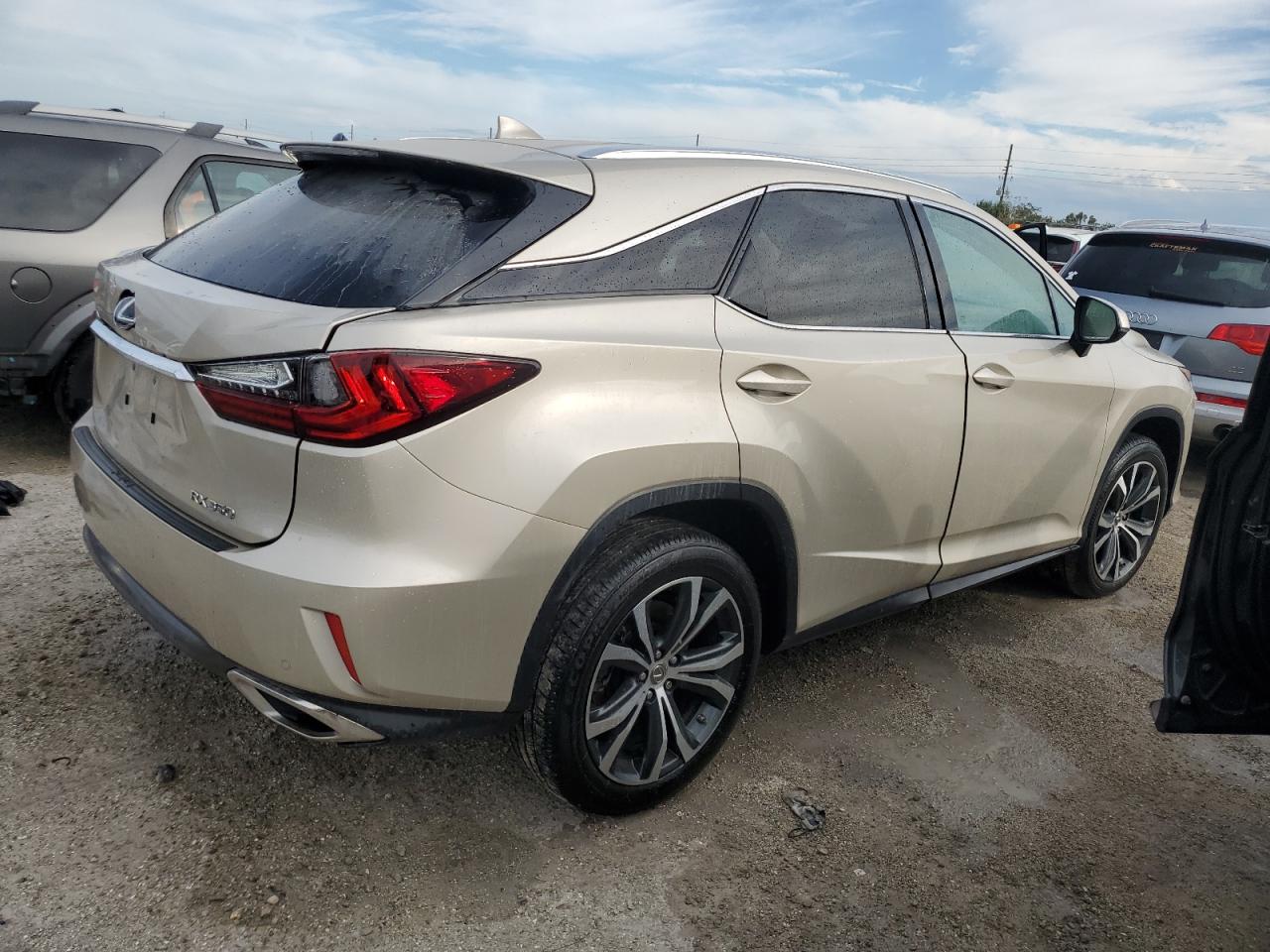 2017 Lexus RX - Image 3