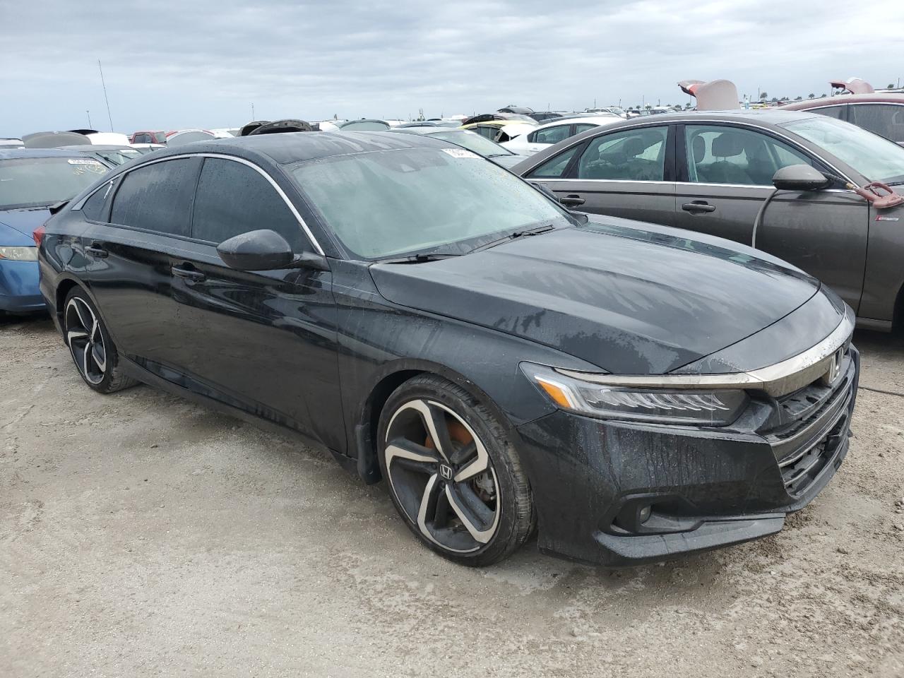 2022 Honda Accord - Image 4