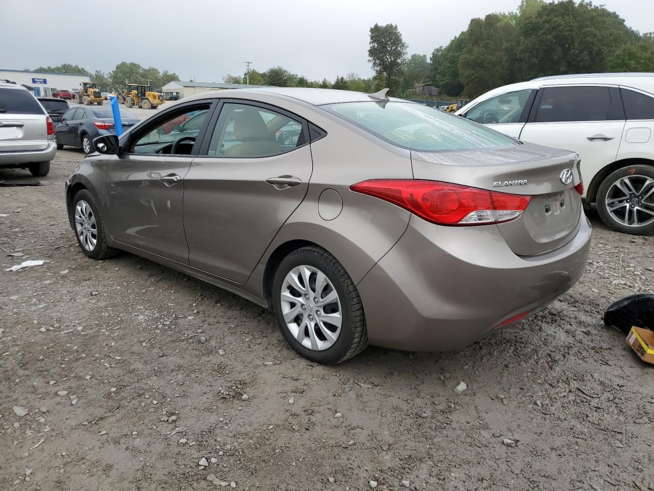 5NPDH4AE4BH026750 2011 Hyundai Elantra Gls