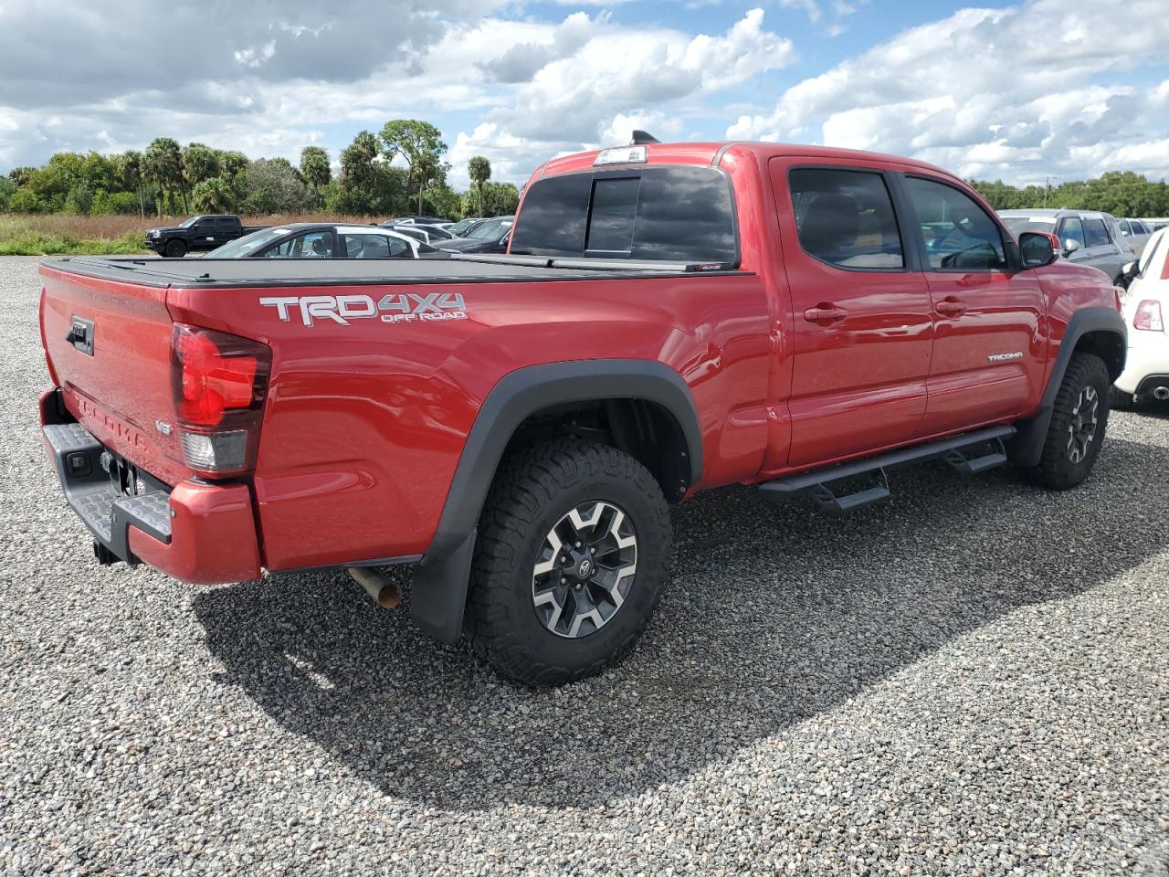 2018 Toyota Tacoma - Image 3