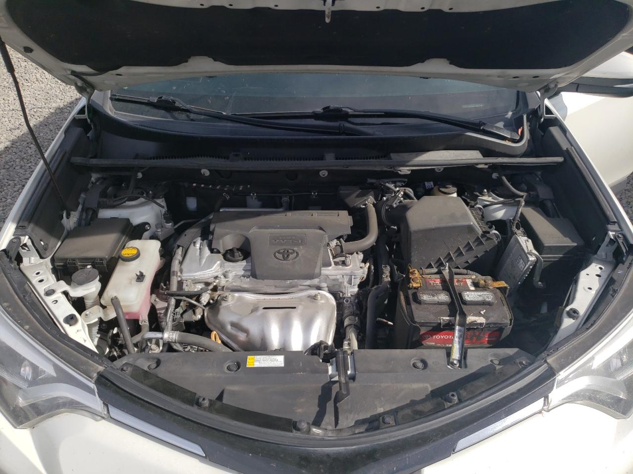 2017 Toyota RAV 4 - Image 11
