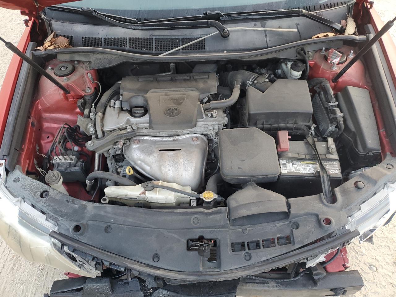 2012 Toyota Camry - Image 12