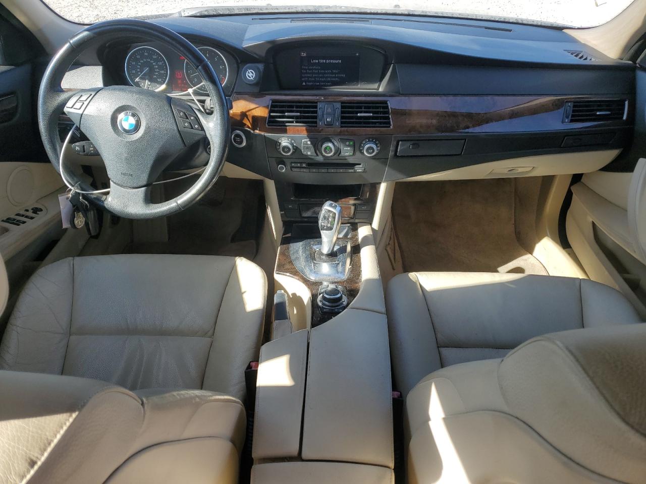 WBANU5C59AC125588 2010 BMW 528 I