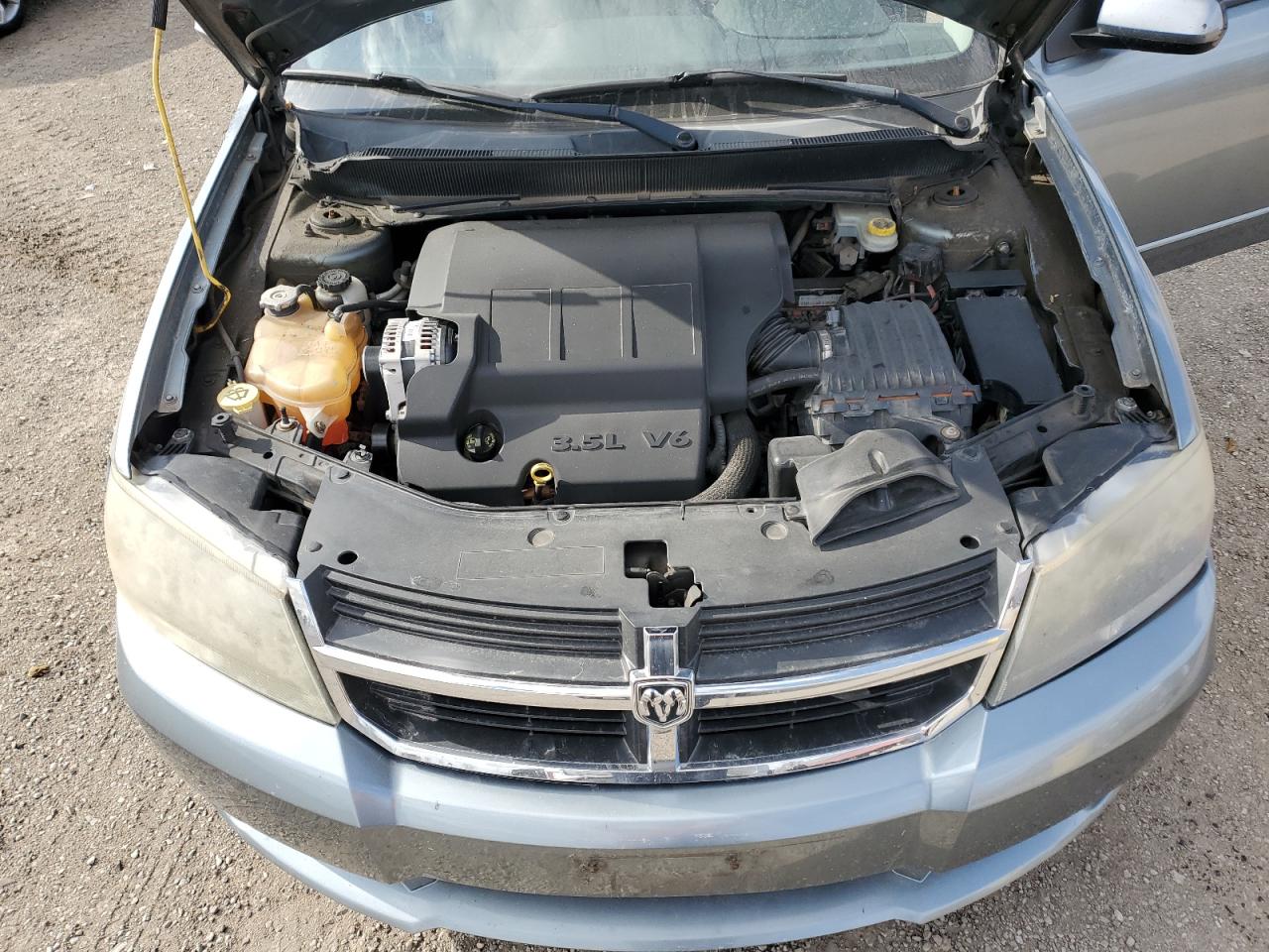 2008 Dodge Avenger - Image 11