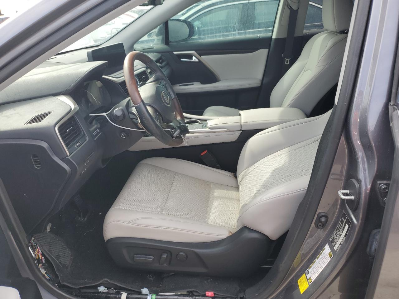 2021 Lexus RX - Image 7