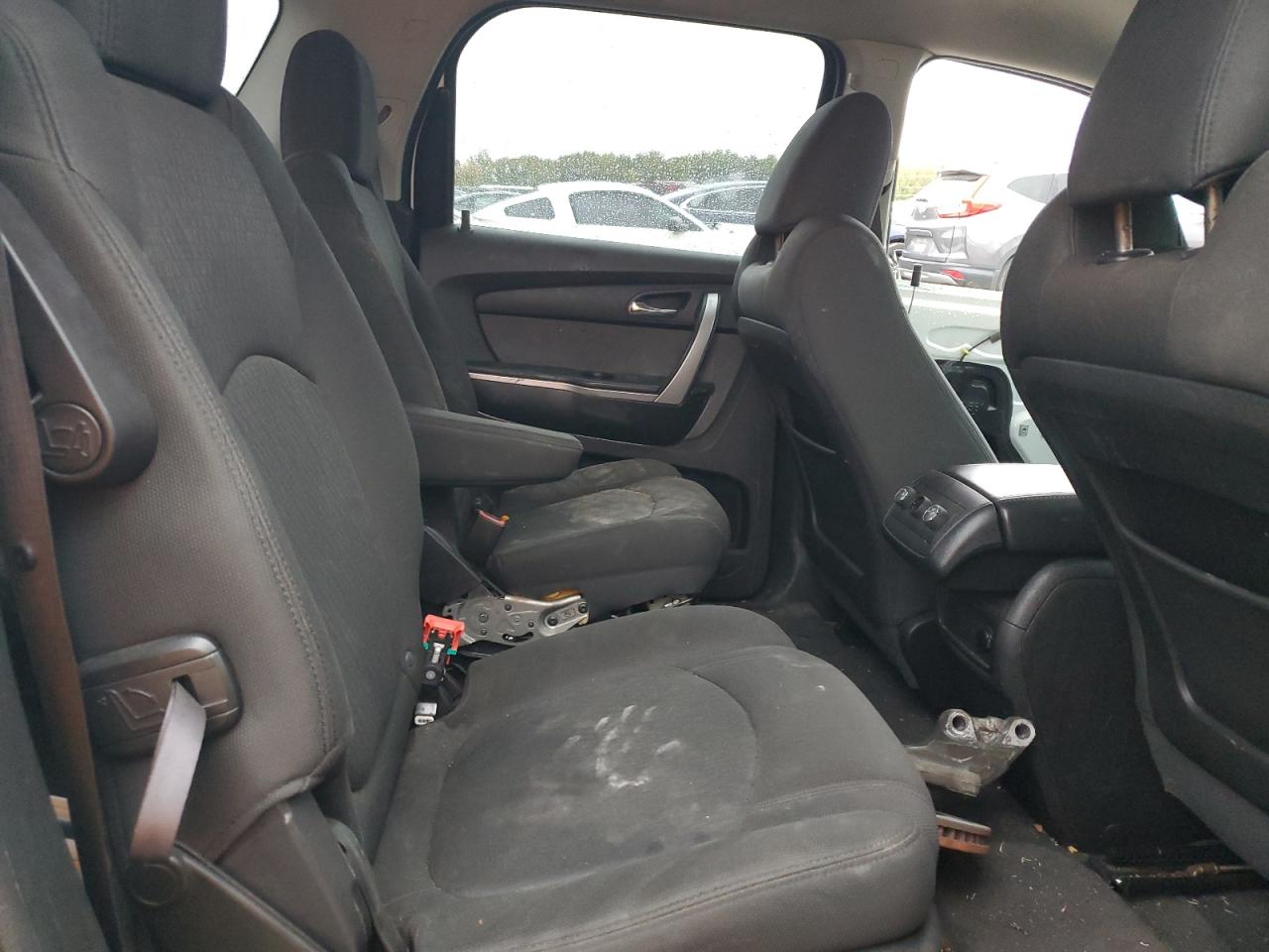 2012 GMC Acadia - Image 11