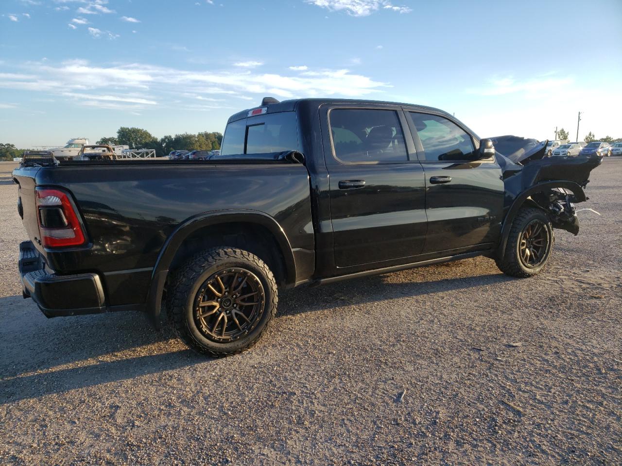 2019 RAM 1500 - Image 3