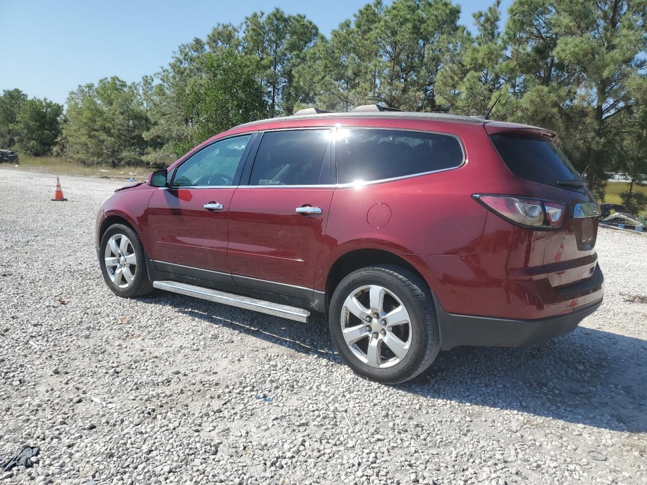 2016 Chevrolet Traverse - Image 2