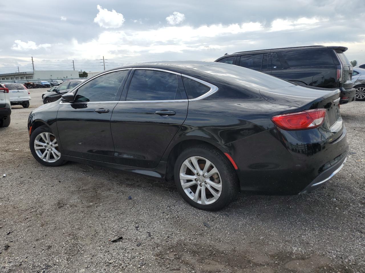 2015 Chrysler 200 - Image 2