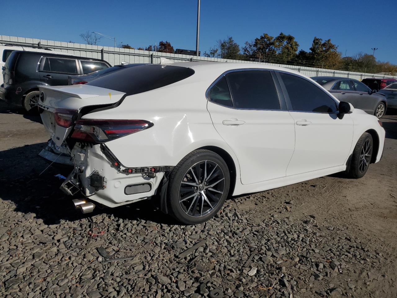 2021 Toyota Camry - Image 3