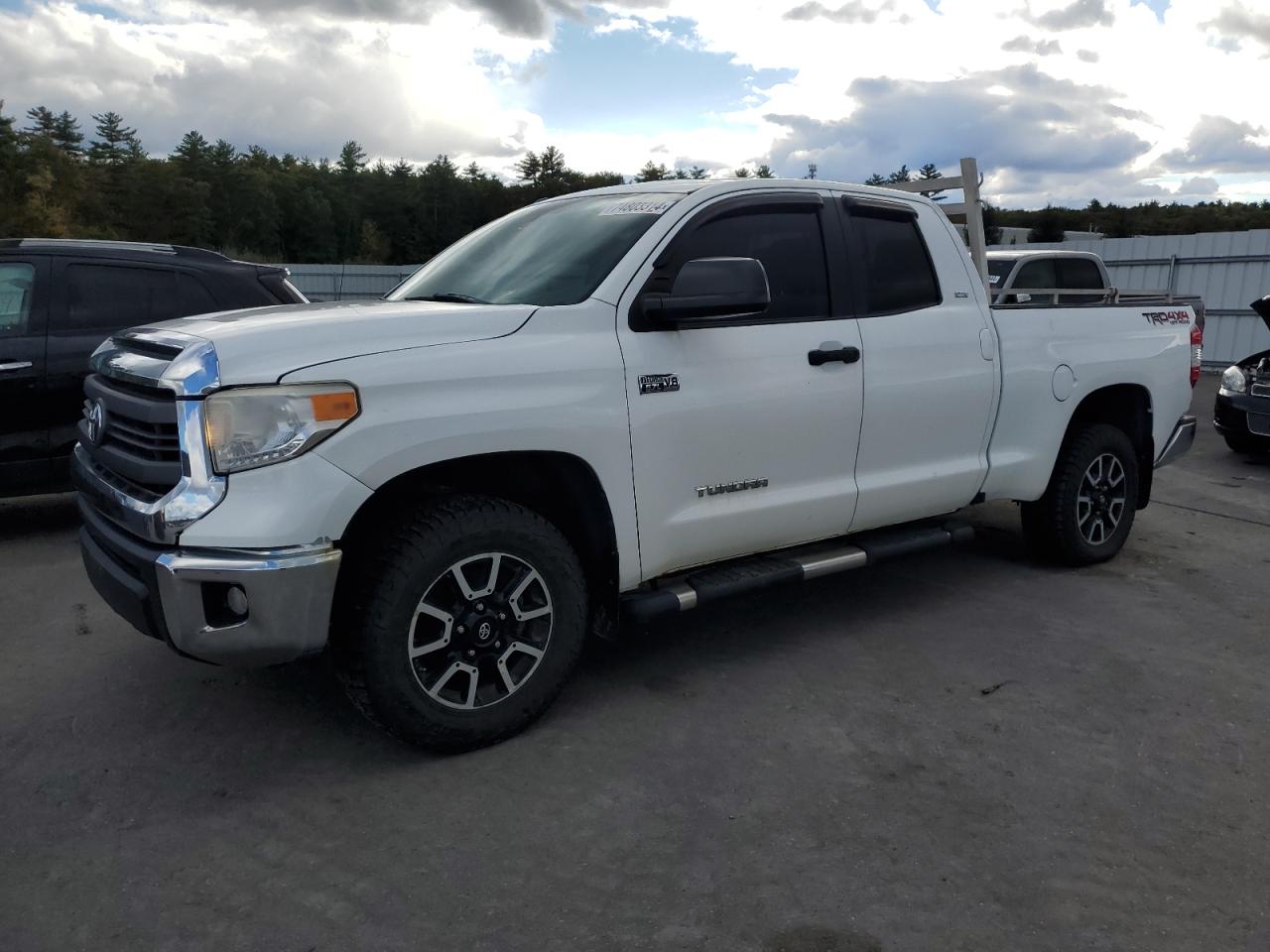 VIN 5TFUY5F18EX342561 2014 TOYOTA TUNDRA no.1