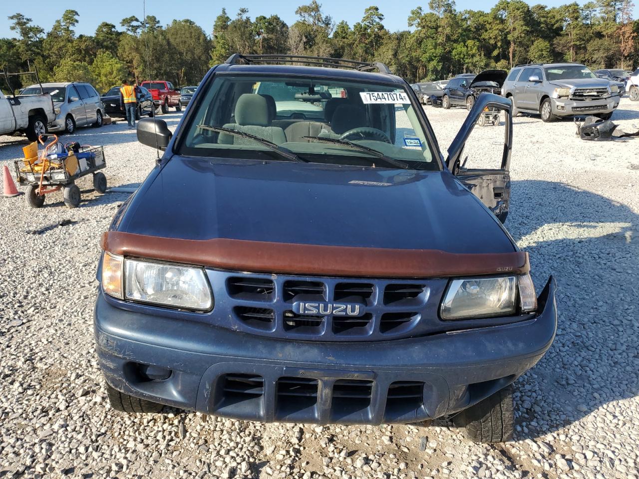 2002 Isuzu Rodeo - Image 5