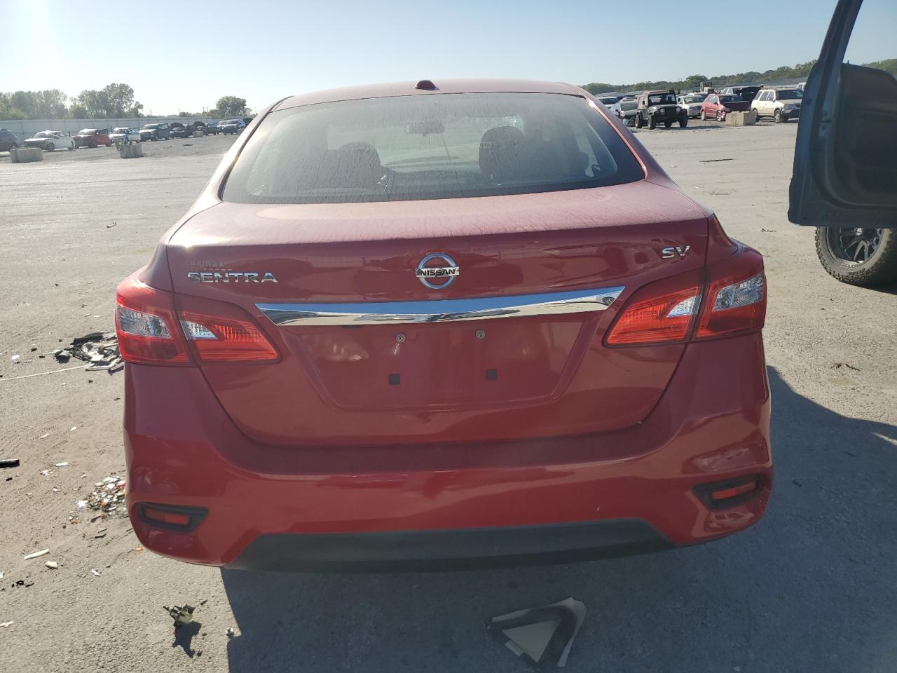 3N1AB7AP7JY207076 2018 Nissan Sentra S