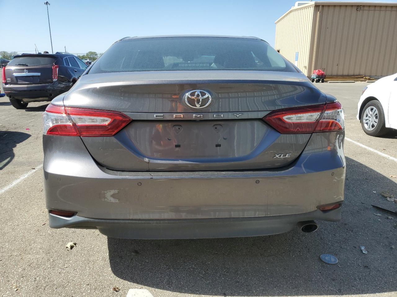 4T1B11HK2JU019110 2018 Toyota Camry L