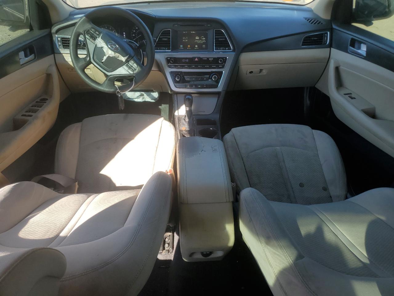 2016 Hyundai Sonata - Image 8
