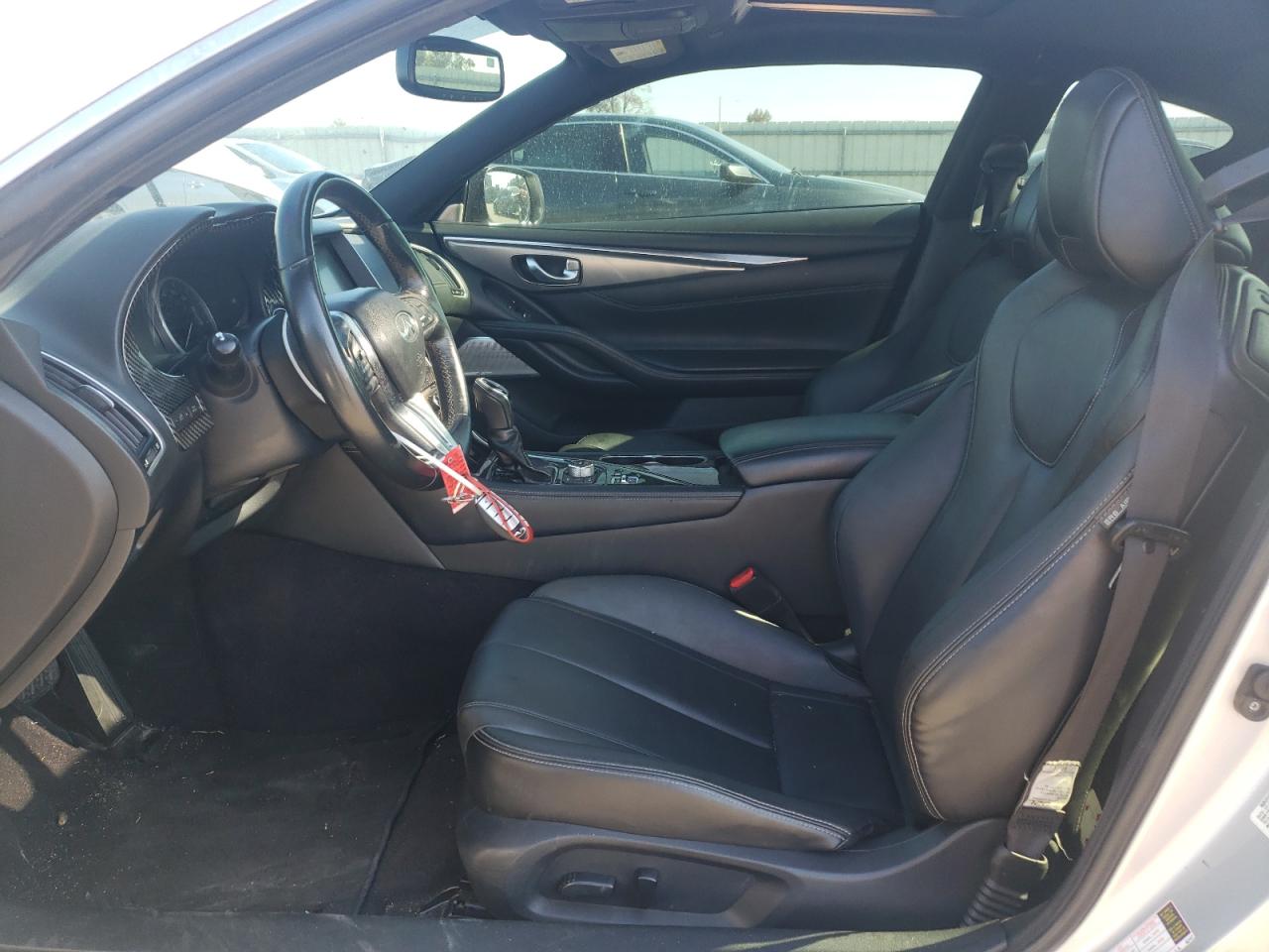 2017 Infiniti Q60 - Image 7