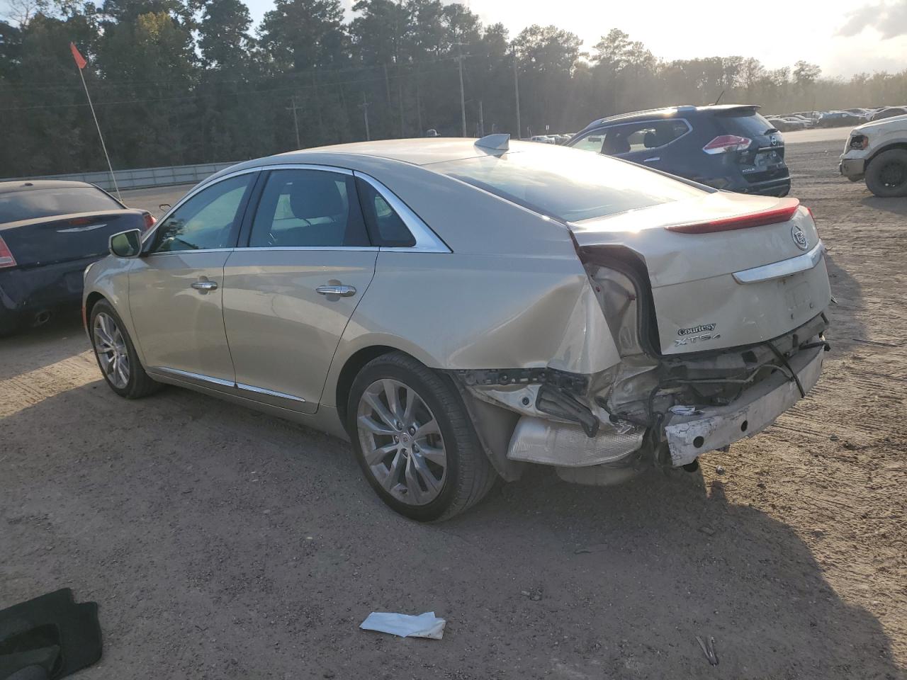 2015 Cadillac XTS - Image 2