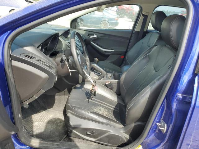 Hatchbacks FORD FOCUS 2013 Blue