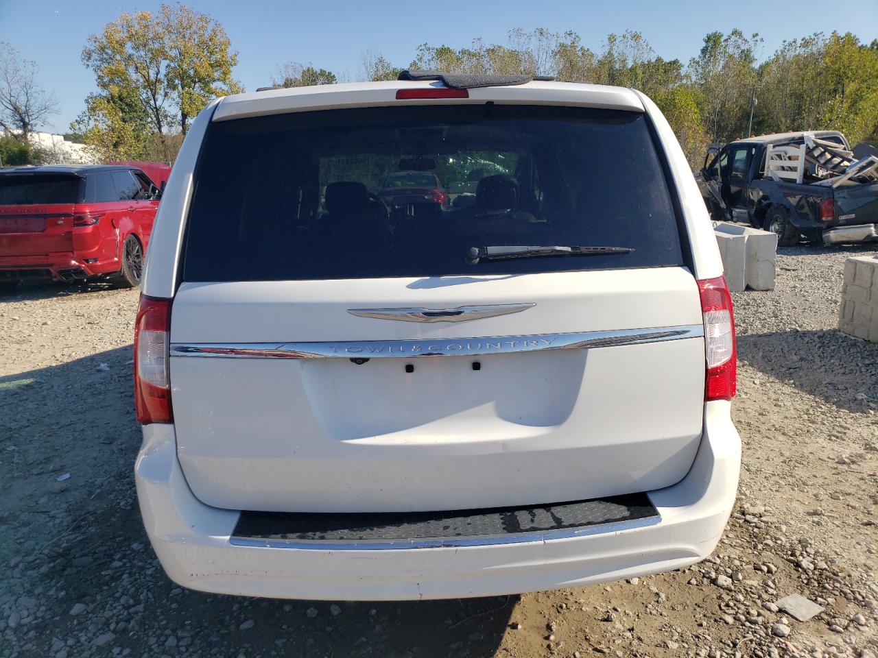 2014 Chrysler Town & Country Touring VIN: 2C4RC1BGXER271191 Lot: 75682414