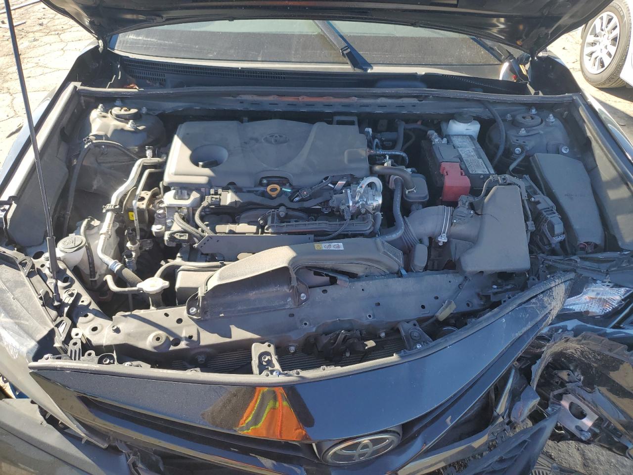 2022 Toyota Camry - Image 11