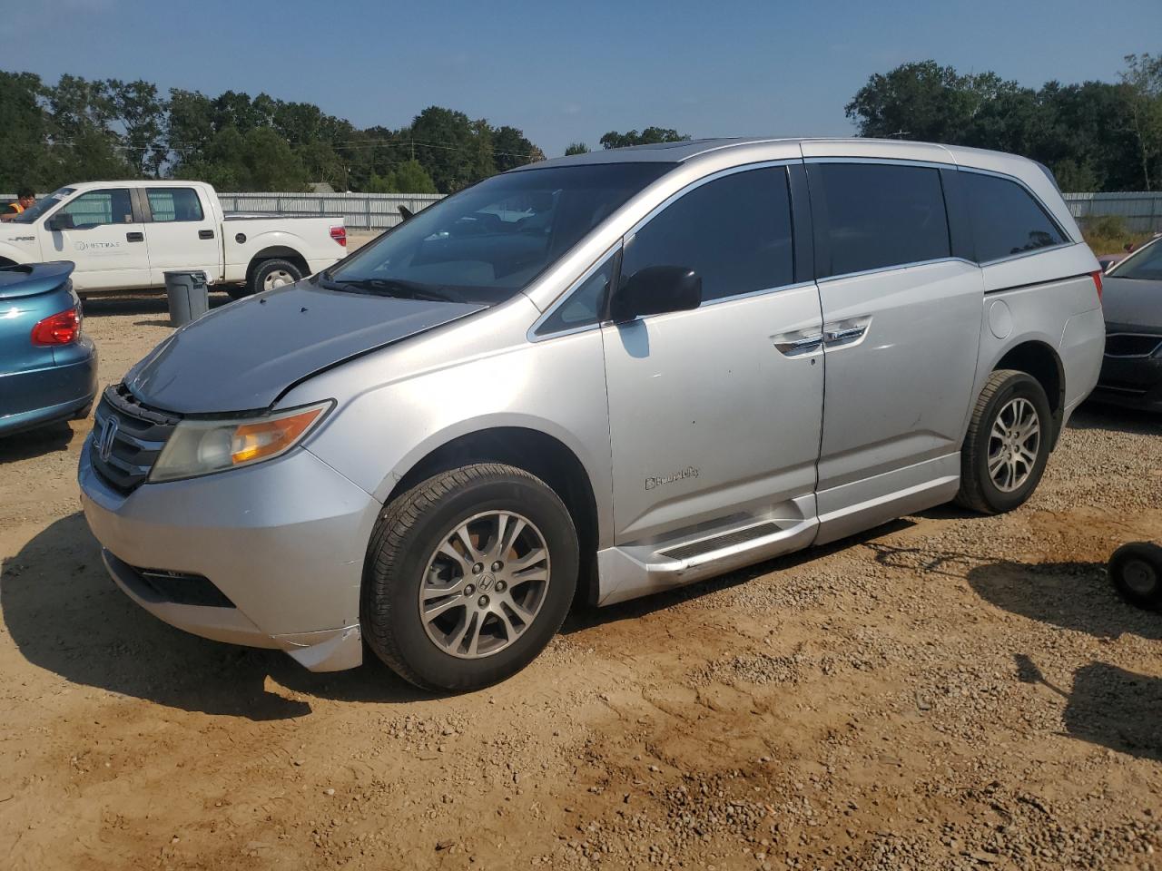 2012 Honda Odyssey - Image 1