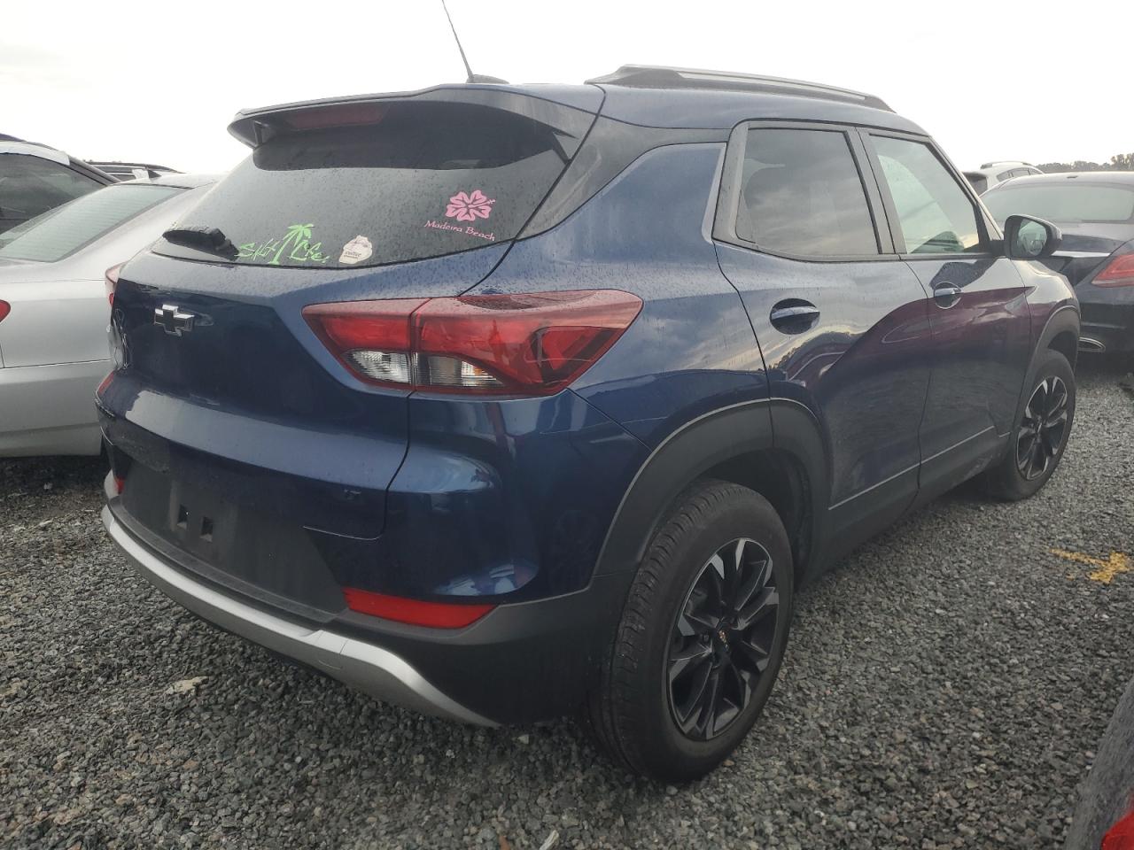 2022 Chevrolet TrailBlazer - Image 3