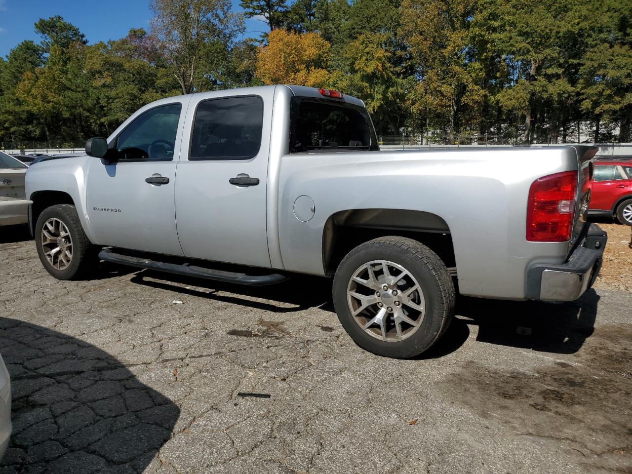 2012 Chevrolet Silverado - Image 2