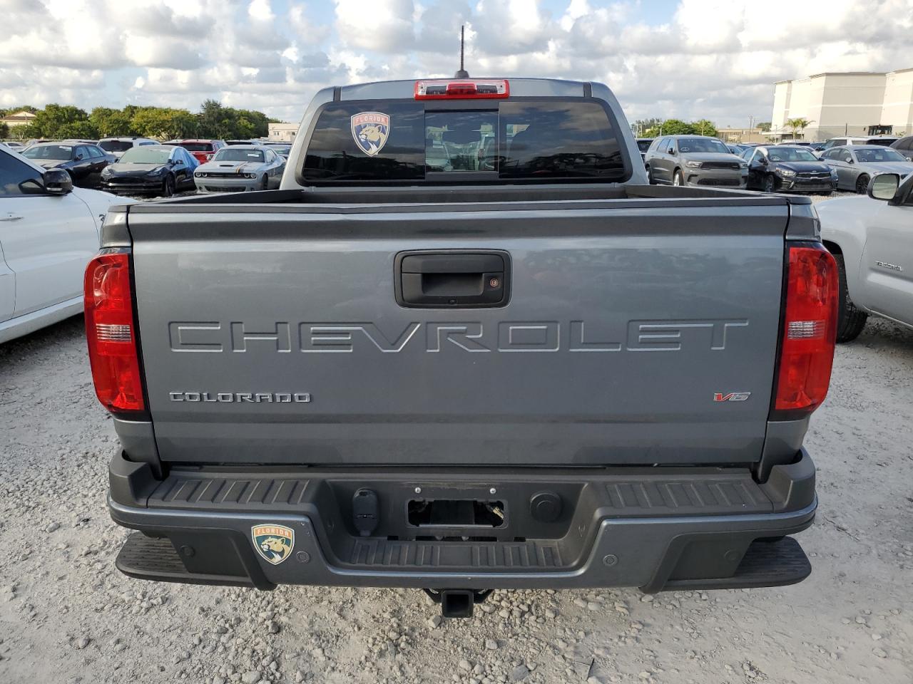 2022 Chevrolet Colorado - Image 6