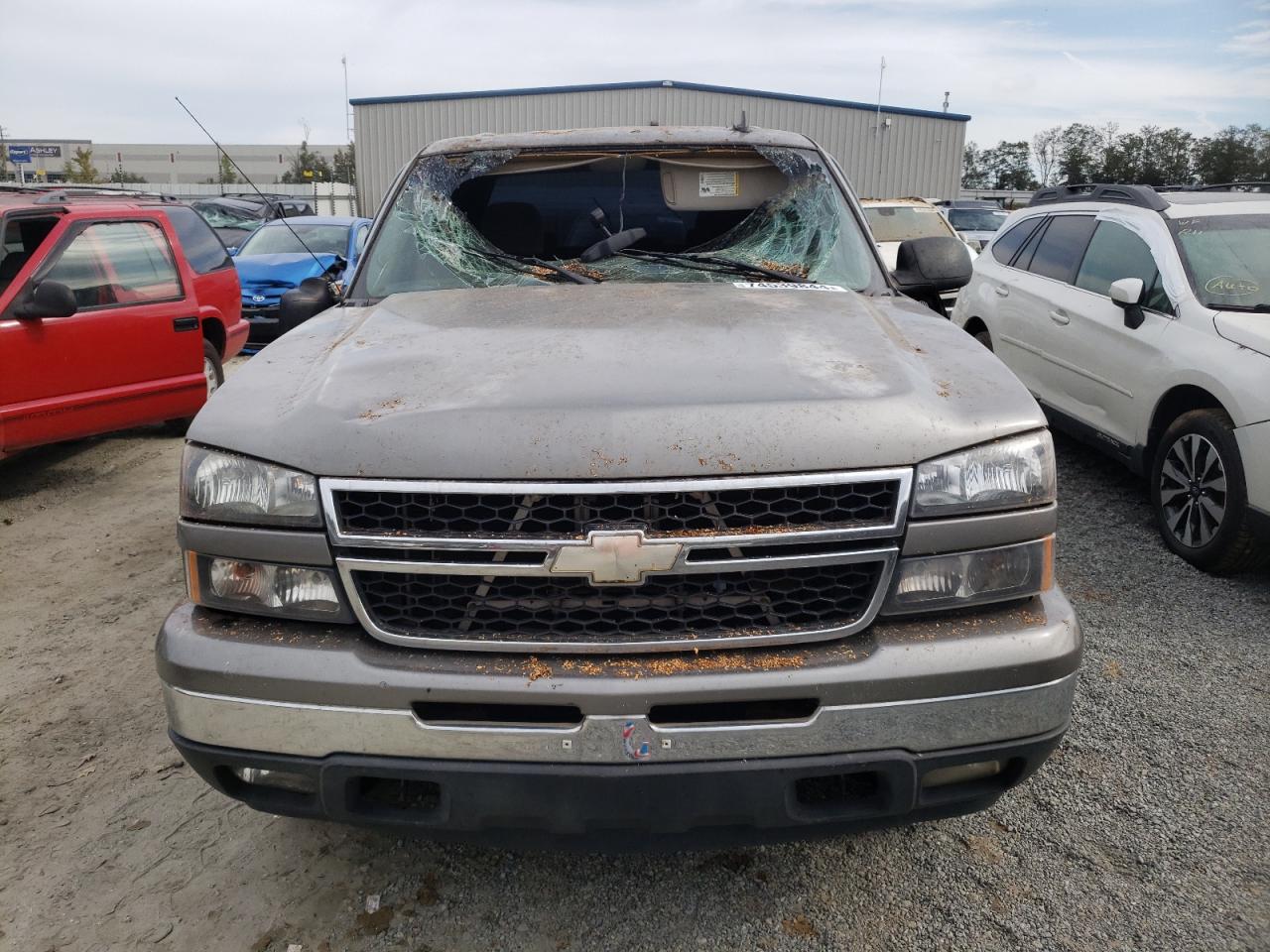 2006 Chevrolet Silverado K1500 VIN: 2GCEK13T861184810 Lot: 74539844