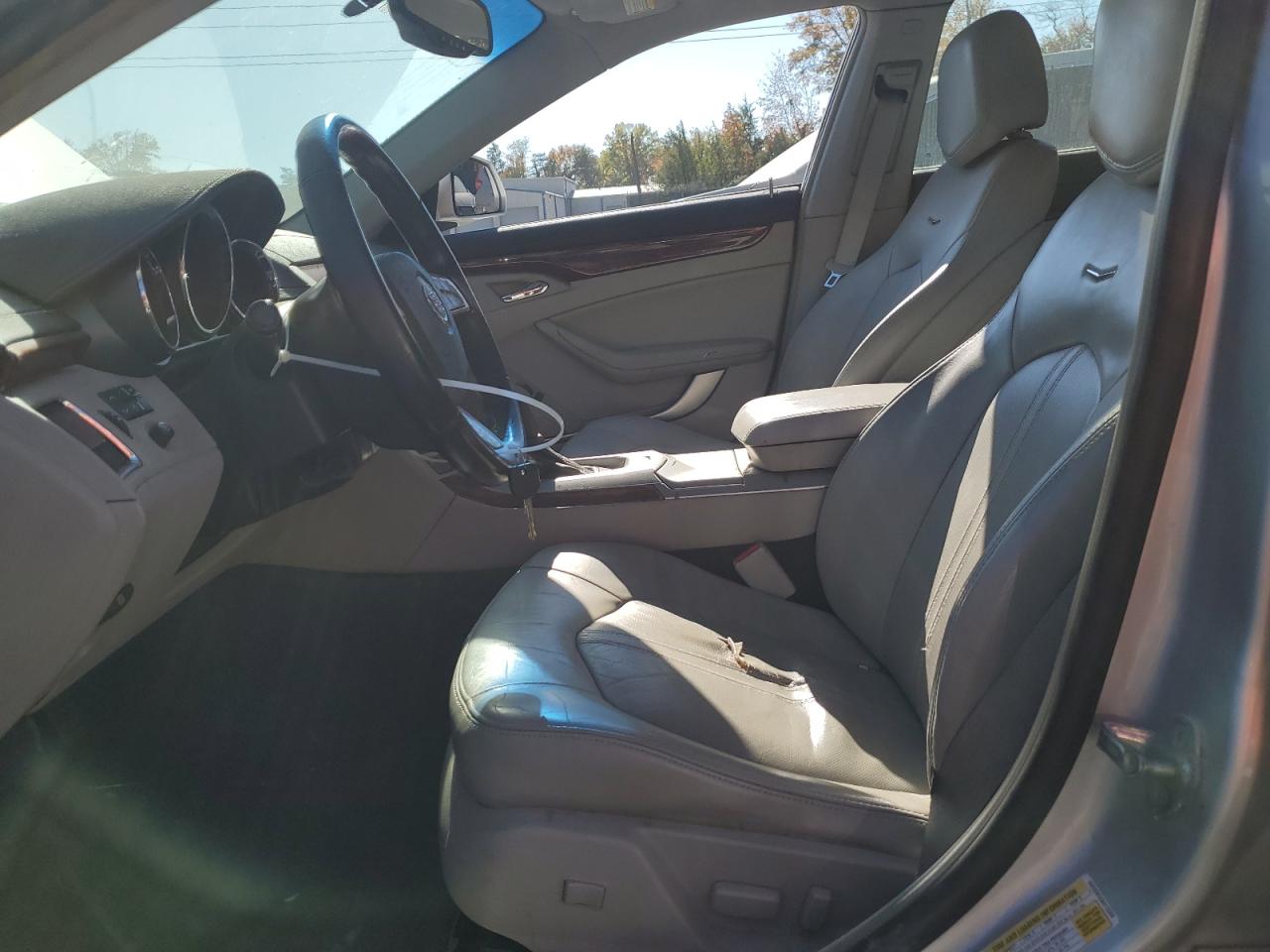 2010 Cadillac CTS - Image 7
