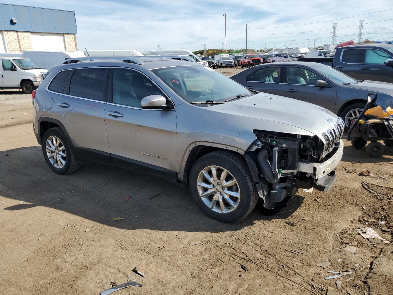 2015 Jeep Cherokee Limited VIN: 1C4PJMDSXFW752132 Lot: 77420914